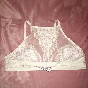 Victoria’s Secret high neck white lace bra size L